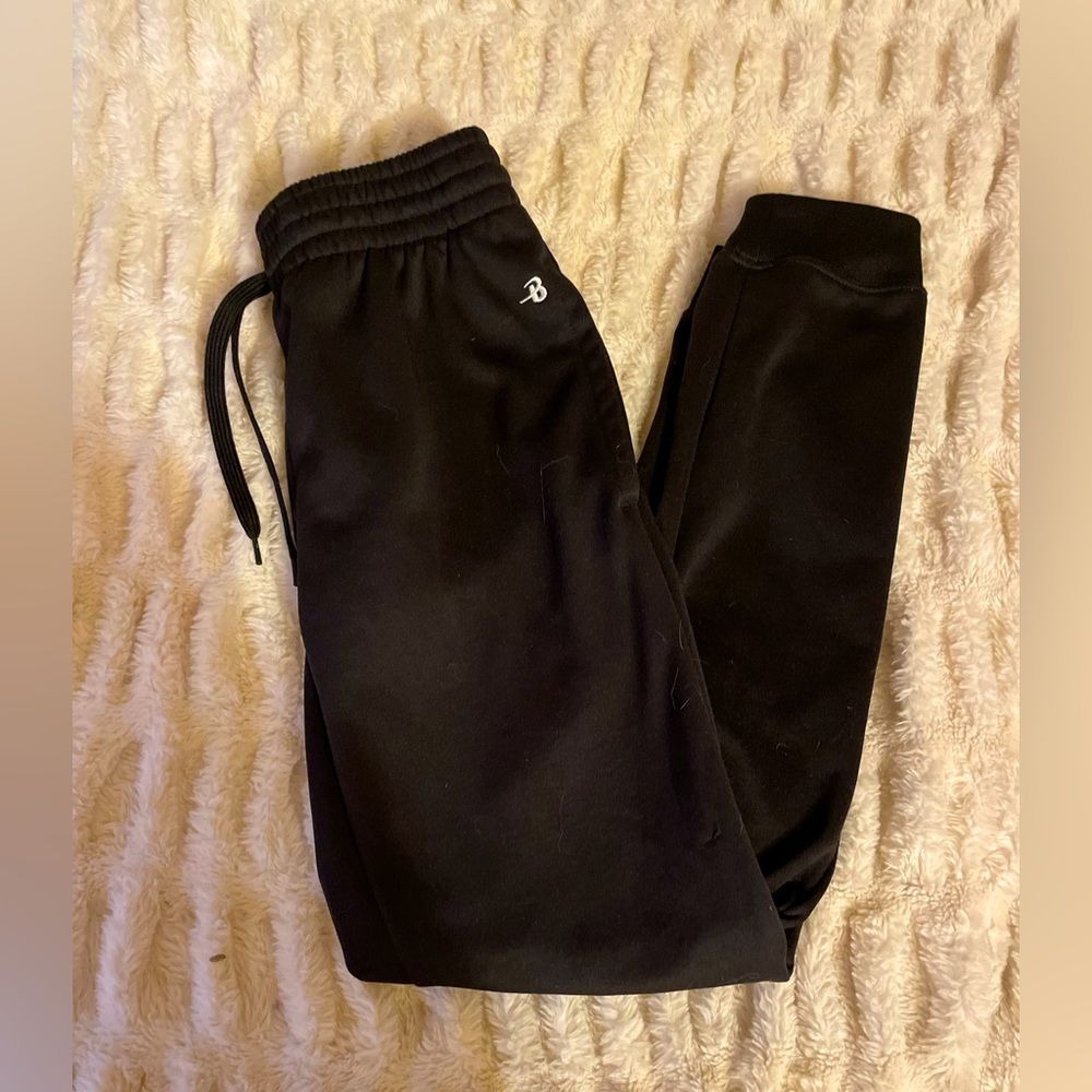 Badger- Women’s black joggers